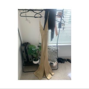 Decadence satin dress in “beige”